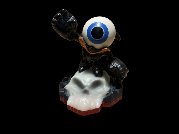 Eye Small