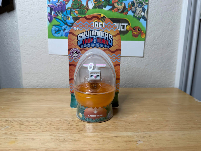 Easter Bunny Earth Trap {New In Box}